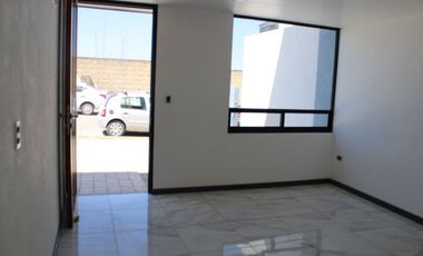 Preciosa casa de 3 recámaras en Punta del Sol Residencial cerca de CU y CU2