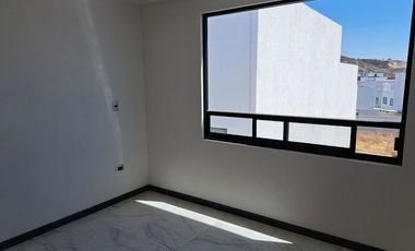 Preciosa casa de 3 recámaras en Punta del Sol Residencial cerca de CU y CU2