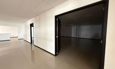 EDIFICIO EN VENTA ZONA GALERIAS SERDAN