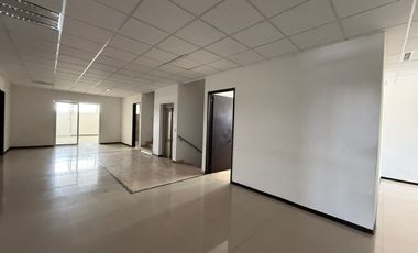 EDIFICIO EN VENTA ZONA GALERIAS SERDAN