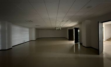 EDIFICIO EN VENTA ZONA GALERIAS SERDAN