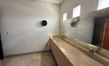 EDIFICIO EN VENTA ZONA GALERIAS SERDAN