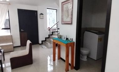 VENTA Casa Conjunto Seguro Tres Dormitorios San Juan de Calderón