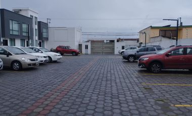 VENTA Casa Conjunto Seguro Tres Dormitorios San Juan de Calderón