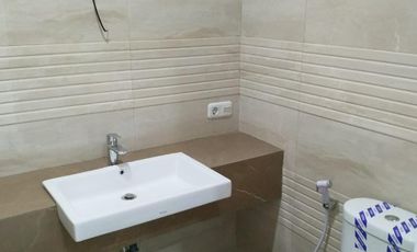 RUMAH IDAMAN 2 LANTAI MINIMALIS MODERN SIAP HUNI DI BATUNUNGGAL BANDUNG