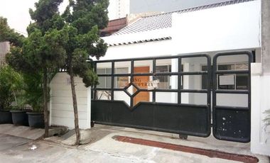 Lokasi strategis! Disewakan Rumah siap huni bersih terawat di tanjung duren dekat apartemen medit central park mall