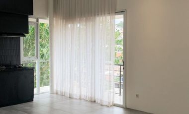 RUMAH KOKOH NYAMAN MINIMALIS MODERN SEMI FURNISHED  2 LANTAI SIAP HUNI DI AWILIGAR BANDUNG