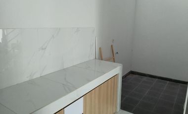 CEPAATT RUMAH BAGUS NYAMAN TERAWAT 2 LANTAI SIAP HUNI DI BATUNUNGGAL BANDUNG