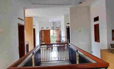dijual Rumah 2 lantai Arcamanik Antapani Bandung