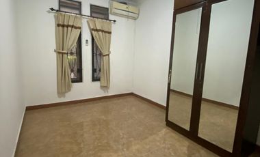 Sewa Rumah Furnished Cluster Ahmad Yani Puri Tirta Kencana One Gate System | SW079