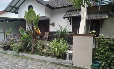 DIJUAL RUMAH CANTIK DALAM PERUMAHAN DEKAT PASAR TELO WIROSABAN YOGYAKARTA