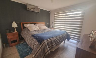 VENDE HERMOSA CASA EN BARRIO EL POLO DE MACHALI