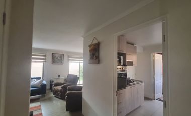 VENDE HERMOSA CASA EN BARRIO EL POLO DE MACHALI