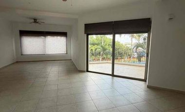 Renta Departamento de 3 recamaras sin muebles en Isla  Dorada  Zona Hotelera Cancun