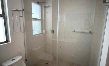 Renta Departamento de 3 recamaras sin muebles en Isla  Dorada  Zona Hotelera Cancun