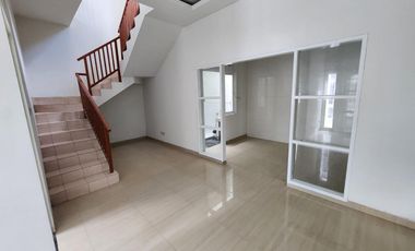 Rumah Cantik Lingkungan Nyaman Disewakan, di Denpasar Utara Area