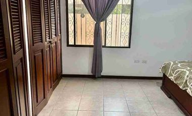 Urdesa departamento en alquiler planta baja con patio