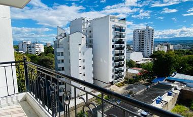 Apartamento en Venta – Edificio Torre Los Laureles, Neiva