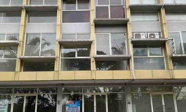 Ruko 3 Lantai Prambanan Residence Wiyung Depan Gerbang Utama Lokasi Premium