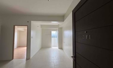 Condo For Sale in Tulip Gardens in Southwoods City