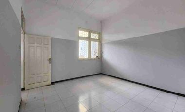 Sewa Rumah Rungkut Mapan Timur Surabaya Murah 40 Juta Per Tahun