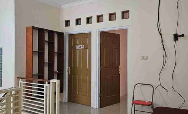 Disewakan Rumah Semi Furnished BCC
