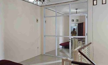 Disewakan Rumah Semi Furnished BCC