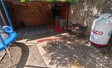 Hermosa Casa de Dos Pisos con 3 Dormitorios, 2 Baños, Villa Santa Maria, Comuna de Quilicura.