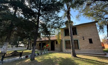 Exclusiva Residencia en Casa Blanca