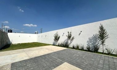 CASA EN PRE VENTA A 30 MINUTOS DE SANTA FE, APLICA CUALQUIER CREDITO