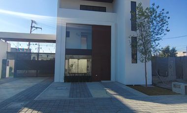 CASA EN PRE VENTA A 30 MINUTOS DE SANTA FE, APLICA CUALQUIER CREDITO