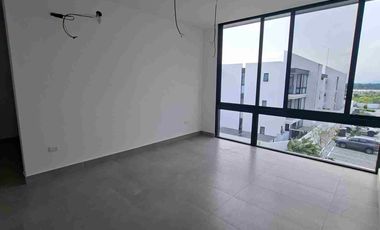 Se vende amplio Departamento en Icon Bay - Isla Mocoli