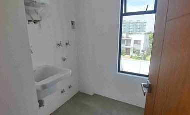 Se vende amplio Departamento en Icon Bay - Isla Mocoli