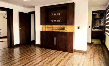 Exclusiva casa en Urbanización Privada Machangara