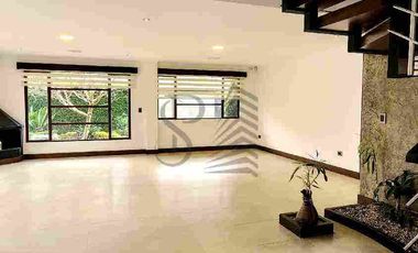 Exclusiva casa en Urbanización Privada Machangara