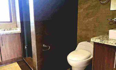 Exclusiva casa en Urbanización Privada Machangara