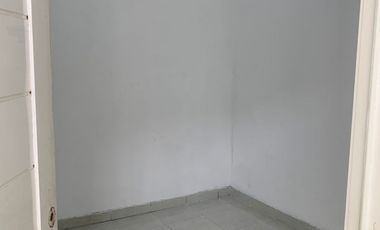 disewakan rumah dalam perumahan di jalan pleret sebelum balong waterpark