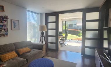 ESPECTACULAR CASA ESQUINERA EN VENTA - CAJICA CERCA CARULLA Ubicación privilegiada en conjunto cerrado  Si buscas amplitud, privacidad y un entorno v