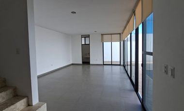Casa en VENTA en Residencial Tanaj, Temozón Norte, Mérida. Recámara en planta baja