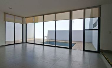 Casa en VENTA en Residencial Tanaj, Temozón Norte, Mérida. Recámara en planta baja