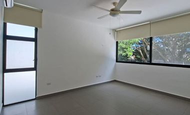 Casa en VENTA en Residencial Tanaj, Temozón Norte, Mérida. Recámara en planta baja