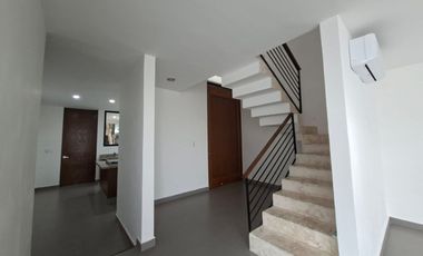 Casa en VENTA en Residencial Tanaj, Temozón Norte, Mérida. Recámara en planta baja