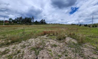 Terreno en venta en el sector El Plateado en LLatcón son 464metros cuadrado