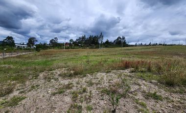 Terreno en venta en el sector El Plateado en LLatcón son 464metros cuadrado