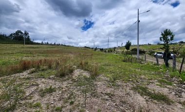 Terreno en venta en el sector El Plateado en LLatcón son 464metros cuadrado