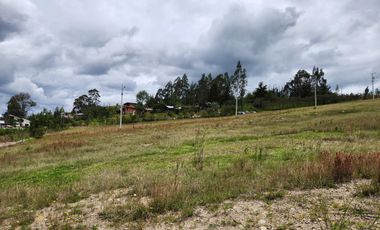 Terreno en venta en el sector El Plateado en LLatcón son 464metros cuadrado