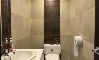 EDIFICIO COMERCIAL EN RENTA UBICADO EN LA AV. GRAN COLOMBIA