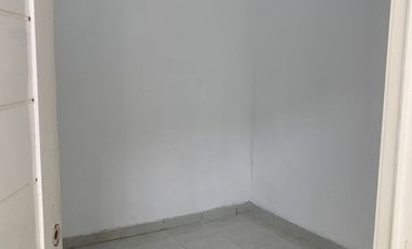 disewakan rumah dalam perumahan di jalan pleret sebelum balong waterpark