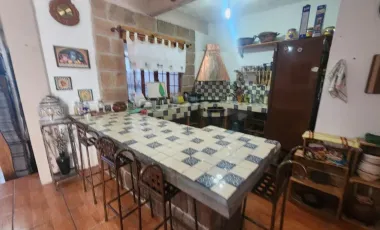 CASA LA JOYA II es una propiedad que destaca por su UBICACIÓN ESTRATÉGICA, FUNCIONALIDAD Y PLUSVALÍA REAL en el MUNICIPIO DE IXTAPAN DE LA SAL