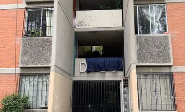 Tlalnepantla Tenayo  A solo 10 minutos de la estación del Suburbano (Tlalnepantla), ideal para viajar rápido y seguro a CDMX o al centro de Tlalnepant